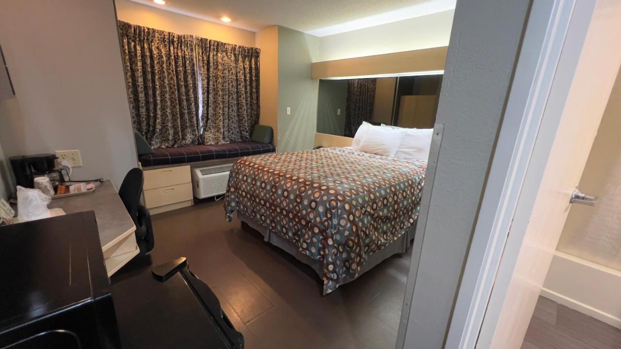 America'S Best Value Inn And Suites - Джаксън Екстериор снимка