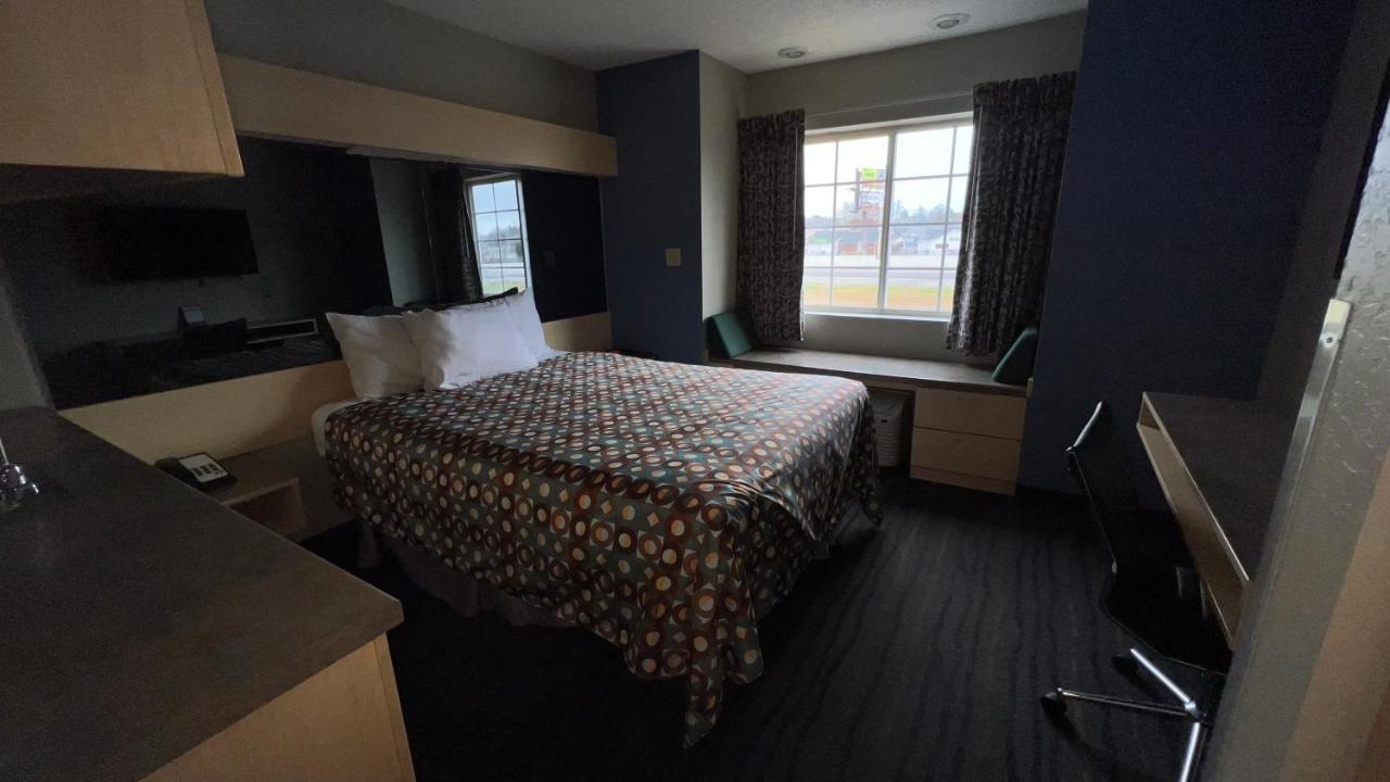 America'S Best Value Inn And Suites - Джаксън Екстериор снимка