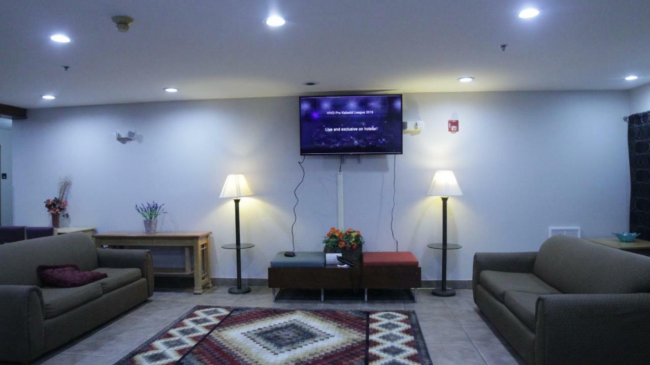 America'S Best Value Inn And Suites - Джаксън Екстериор снимка